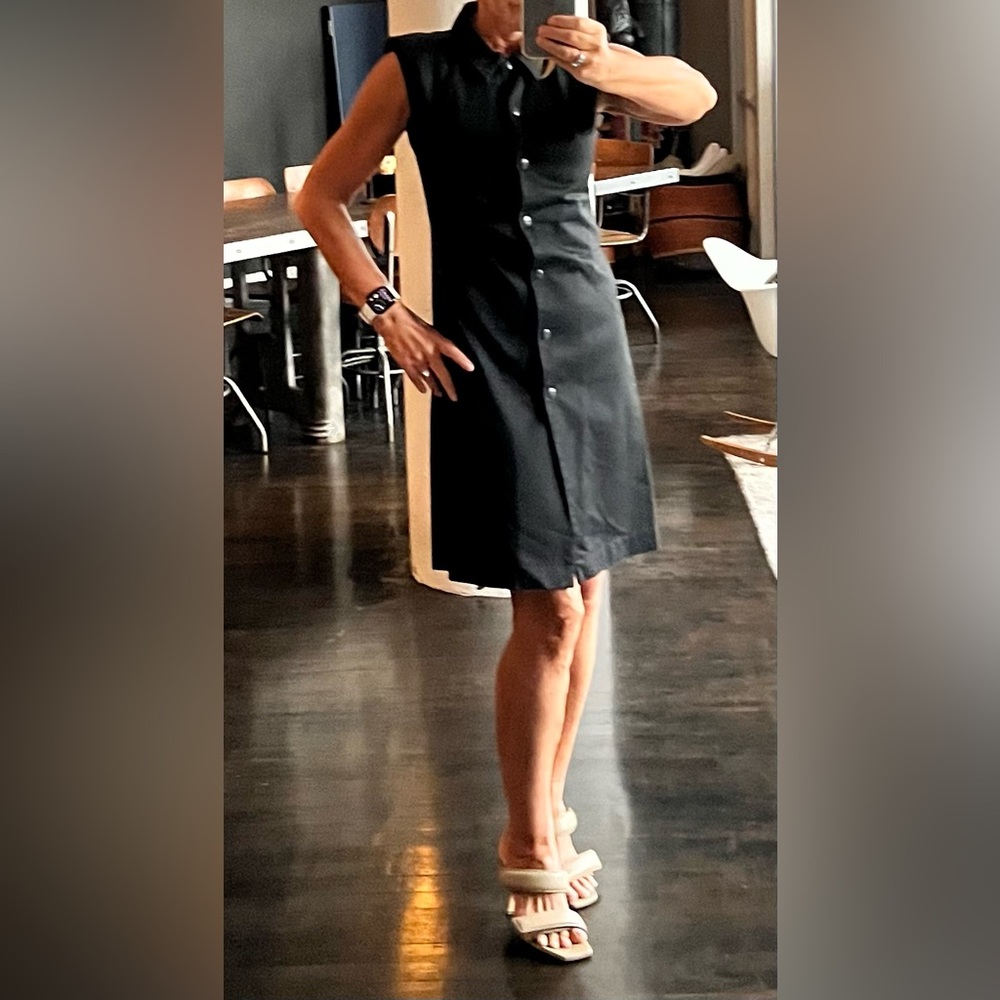 Karl Lagerfeld sample dress, Size 4, Black